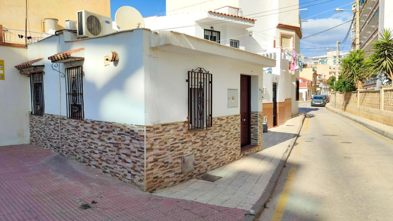 Weekend Beach Small House - Alojamientos La Torre Torre Del Mar Esterno foto