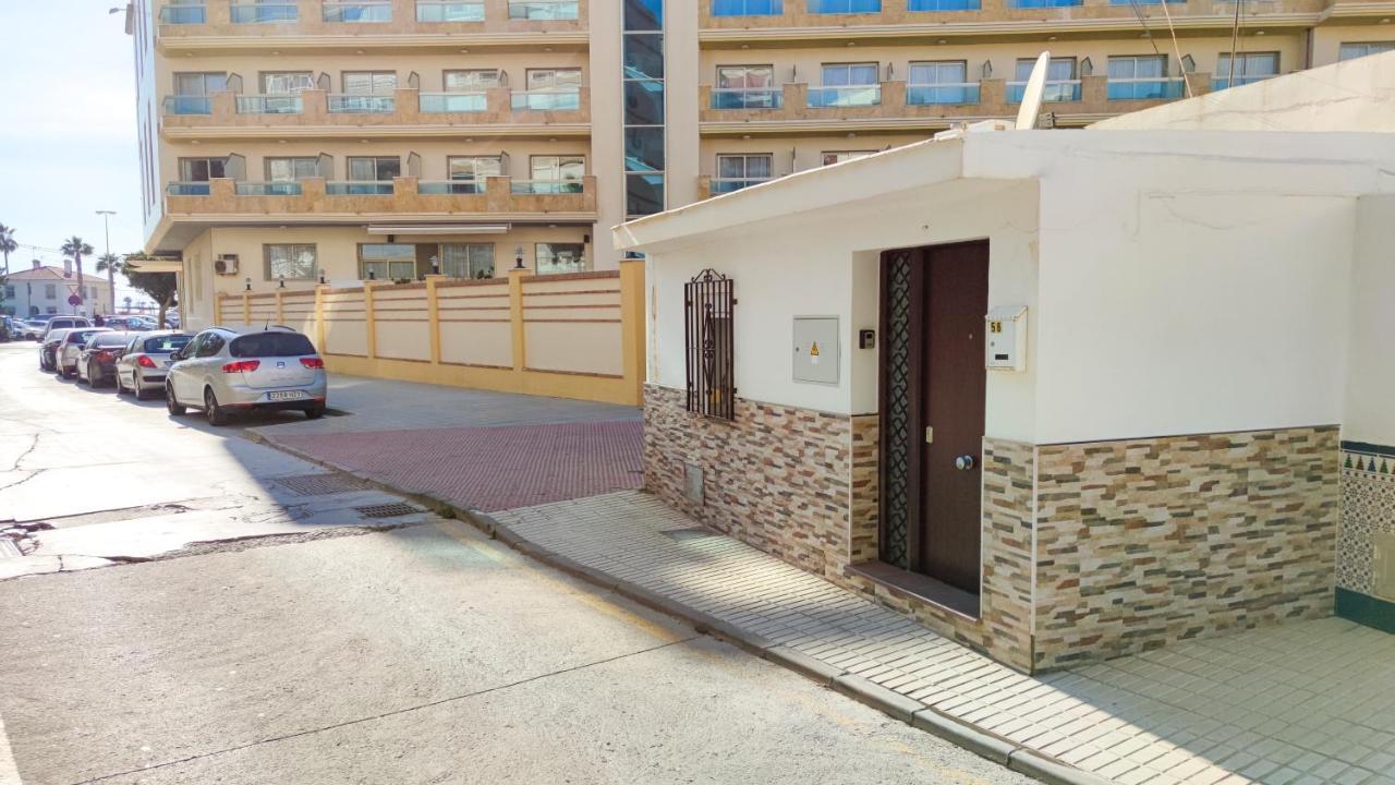 Weekend Beach Small House - Alojamientos La Torre Torre Del Mar Esterno foto